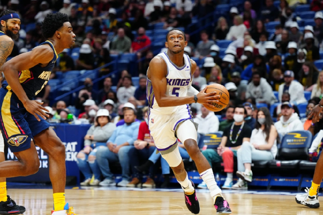 攻防两端同 攻防两端同