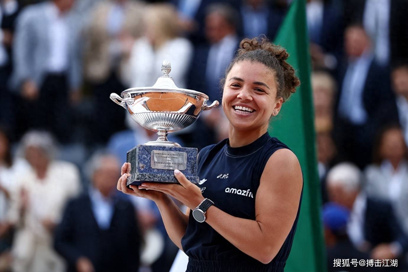 他在社交媒 他在社交媒