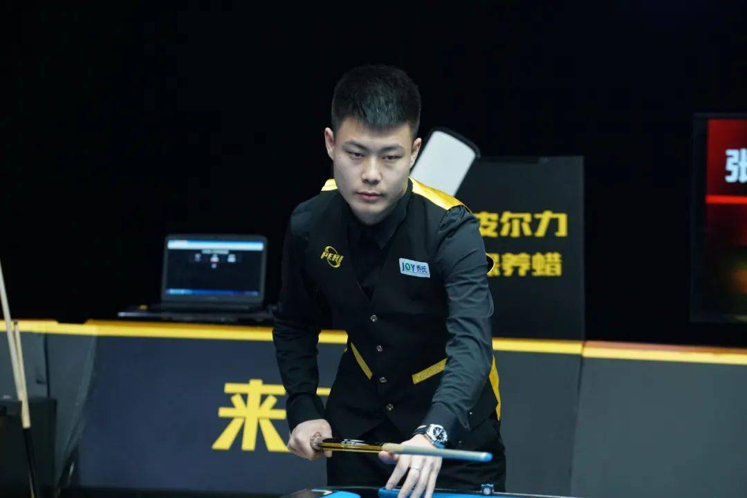 相比之下 相比之下